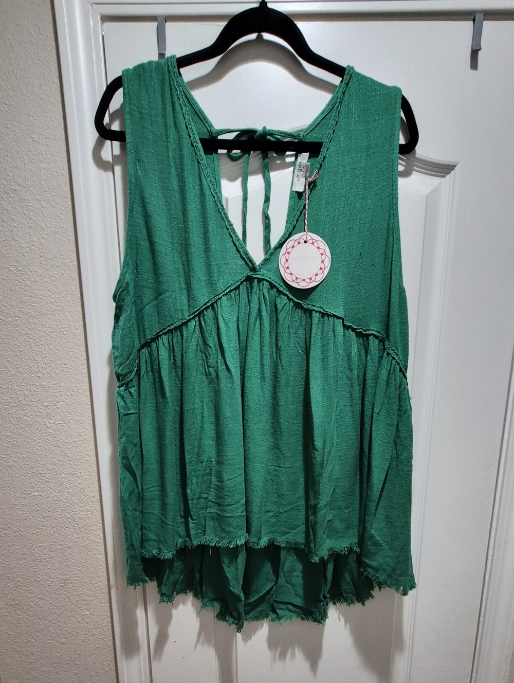 Umgee Green Linen Blend V-Neck Boho Tunic Tank Hi Low Size Large NWT